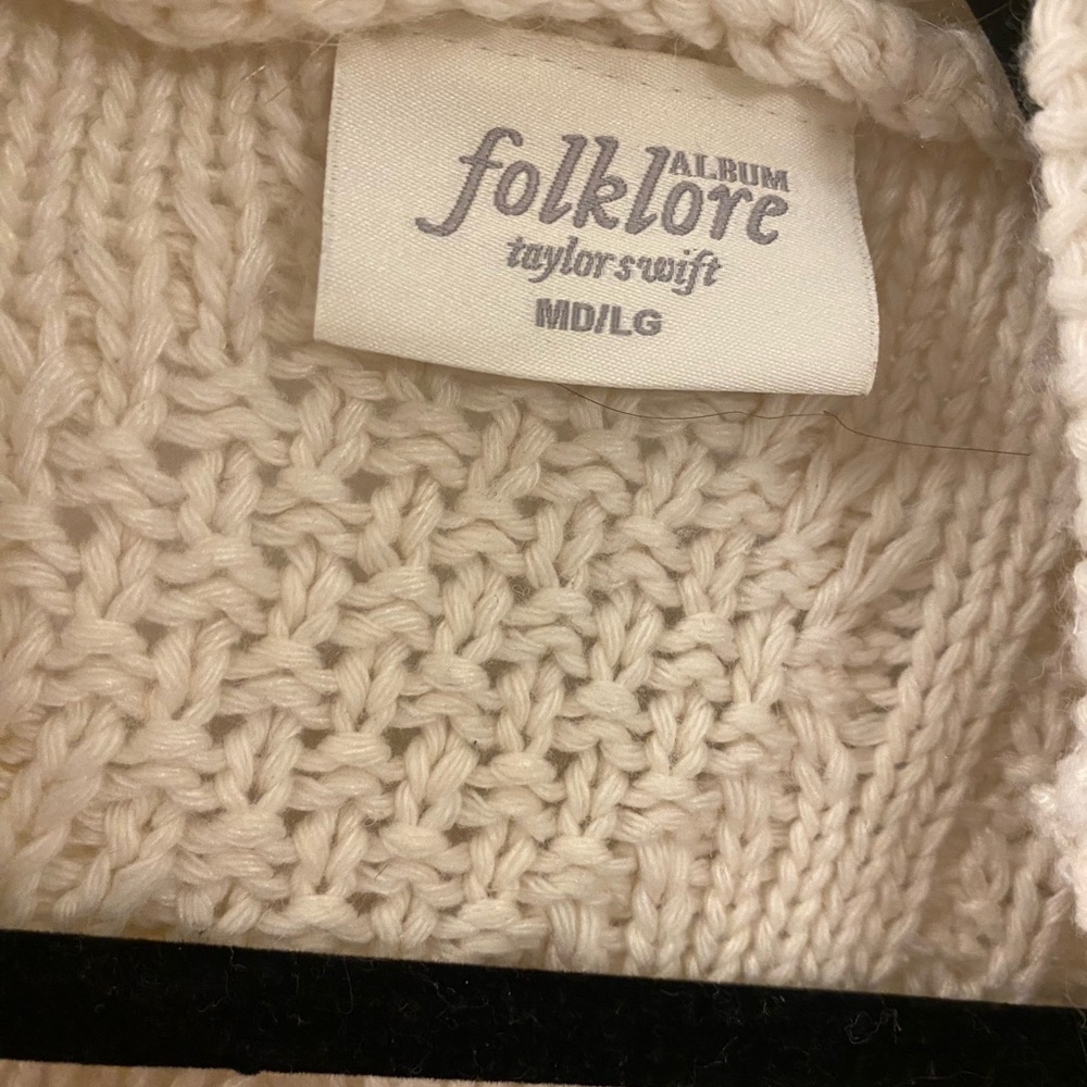 Taylor Swift Med/Lg Folklore Cream Cable Knit Cardigan with Black/ Gray Trim - Picture 6 of 7